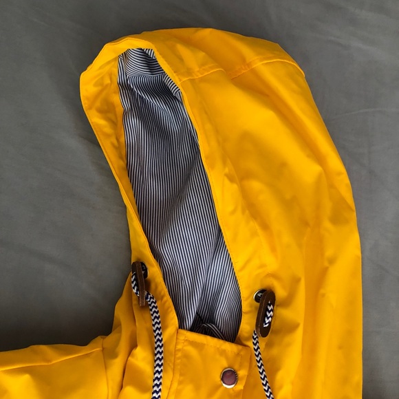 Rain jacket - Picture 6 of 8